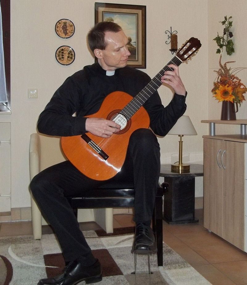 Francisco Tárrega,
Recuerdos de la Alhambra - Gitarre 27.09.2018 Francisco
Tárrega, Recuerdos de la Alhambra - Gitarre 27.09.2018